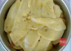 Illustration of how to make bacon cheese hand-pulled bread 15