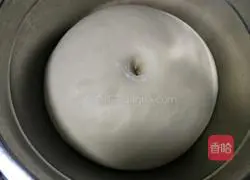 Illustration of how to make chive cheese bread 8