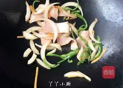 Time-saving bacon pasta recipe illustration 5