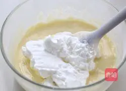 Illustration of how to make oil-free yogurt cake 5