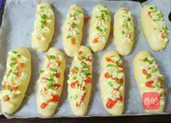 Illustration of how to make green onion cheese bread (pork floss stuffing) 13