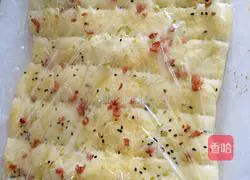 Illustration of how to make yogurt and meat floss rolls 5