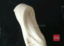 How to make light cream hand-shredded coconut buns Illustration 2