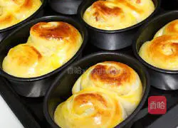 Cheese and Bacon Bread Rolls Recipe Illustration 6