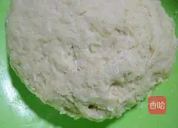 Illustration of how to make caterpillar bread 3