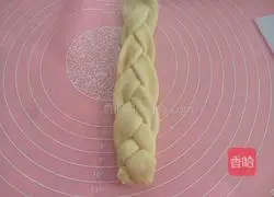 Milk Flower Bread Recipe Illustration 7