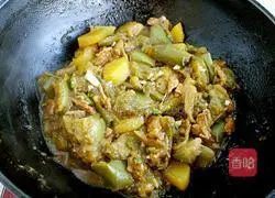 Illustration of how to cook eggplant and potatoes stewed 6