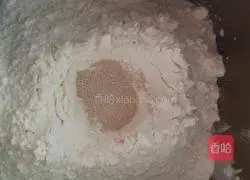 Milk and Red Date Bread Recipe Illustration 2