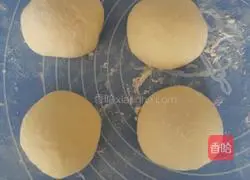 Illustration of how to make ham bread 4