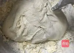 Illustration of making Duobao soft European bread 3