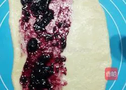 Illustration of how to make bread fall in love with cake 8