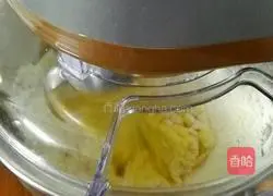 Illustration of how to make strawberry filling and sesame bread 2