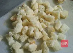 Illustration of homemade bread crumbs 3