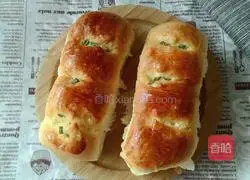 Illustration of how to make chive bread 14