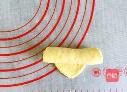 Illustration of how to make orange bread rolls 13