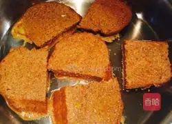 Illustration of how to make French toast 4