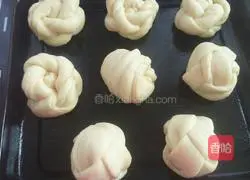 Milk Flower Bread Recipe Illustration 8