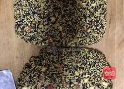 Illustration of handmade sesame candy 6