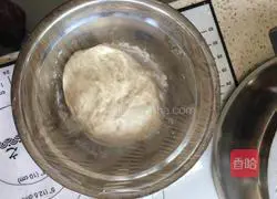 Illustration of how to make Danish hand-shredded bread 5