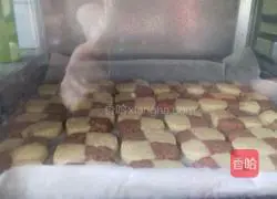 Chocolate butter two-color cookies recipe 3