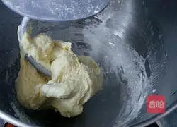 Illustration of how to make Danish hand-shredded bread 3