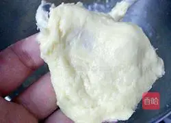 Illustration of how to make Danish hand-shredded bread 4