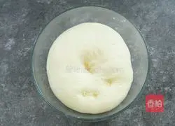 Illustration of how to make black pepper ham sausage bread 6