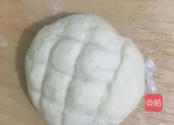 Illustration of how to make raisin sandwich buns 4