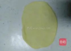 Cute Santa Bread Recipe Illustration 7