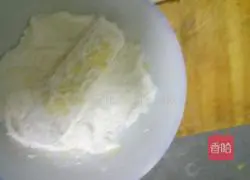 Golden Bread Rolls Recipe Illustration 7