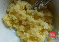 Coconut Bread Recipe Illustration 3