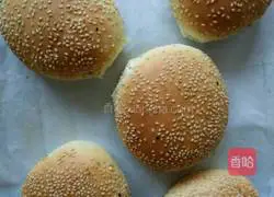 Illustration of how to make sesame hamburger buns 8
