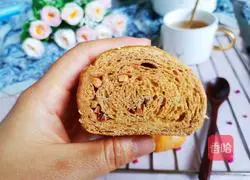 Illustration of how to make brown sugar and red date bread rolls 17