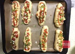 Illustration of how to make green onion cheese bread 8