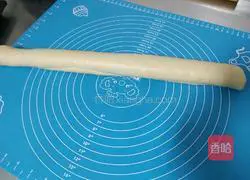 Illustration of how to make French buns 6