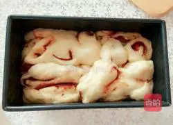 Illustration of making bean paste bread 10