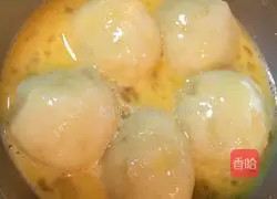  Illustration of how to make salad mashed potato balls 6