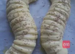 Caterpillar Bread Recipe Illustration 12