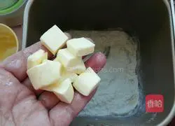 Strawberry Illustration of how to make sauce buns 4