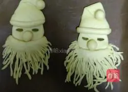 Cute Santa Bread Recipe Illustration 12