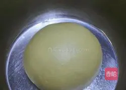 Cranberry Hand-Teared Bread Illustration 5