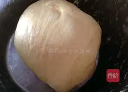 Illustration of making mini sausage bread 6