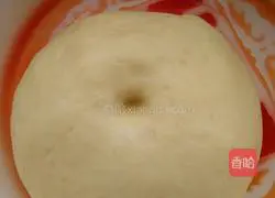 Illustration of making jujube garland bread 4