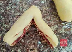 Dou Sha Nian Illustration of how to make wheel bread 12