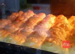 Honey Bun Recipe Illustration 11