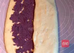 Illustration of how to make purple potato hand-shredded bread 12