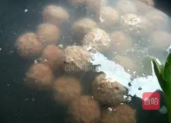 Illustration of how to make cypress meatballs 6