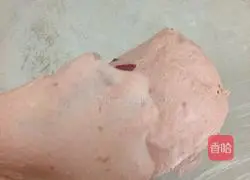 How to make whole wheat walnut chocolate jam bread Illustration 1