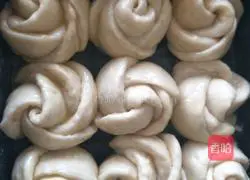 Rose bread recipe illustration 18