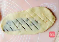 Illustration of how to make bean paste bread 7